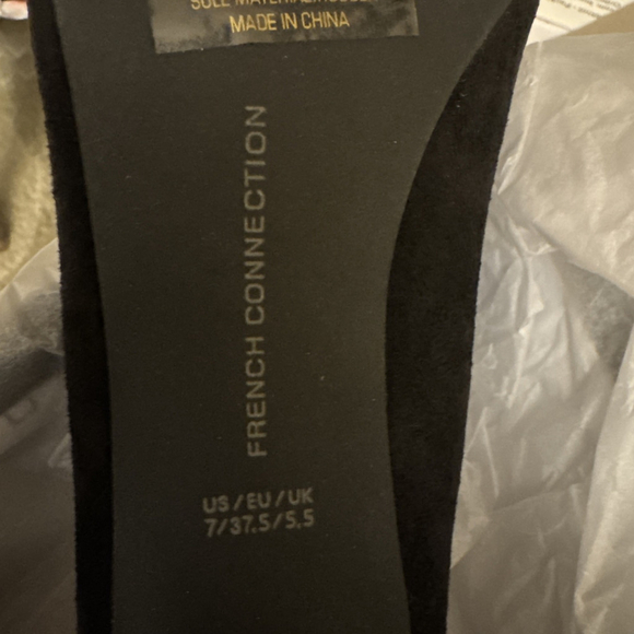 French Connection Women’s Scallop Black Heels Size 7M New In Box - Picture 6 of 7